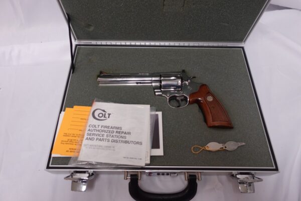 dsc03086__75140.jpg 1990 COLT ANACONDA REVOLVER 1ST EDITION 44 MAG W/CASE #370 OF 1000; NIB