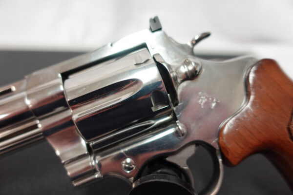 dsc03093-39493.1745103182.1280.1280__72912.jpg 1990 COLT ANACONDA REVOLVER 1ST EDITION 44 MAG W/CASE #370 OF 1000; NIB