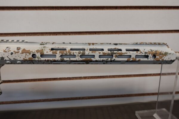 dsc04632__92235.jpg YHM Yankee Hill Machine Co. AR-15 W/LARUE GRIP SNOW CAMO RIFLE