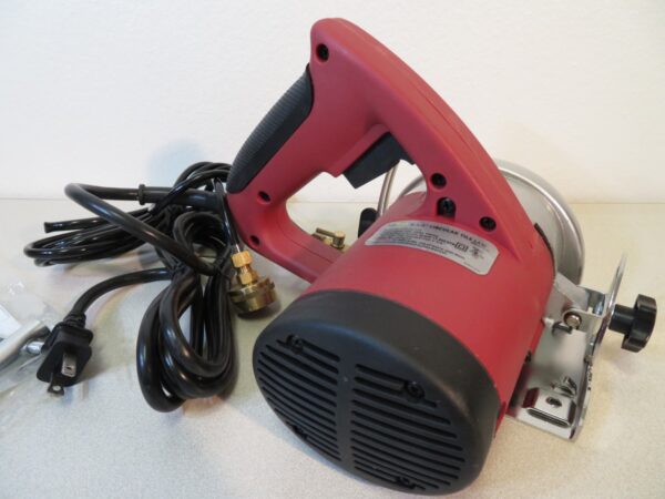 FlorCraft Z1E-AJ-110 4-1/2" 10 Amps Corded Circular Tile New in Case