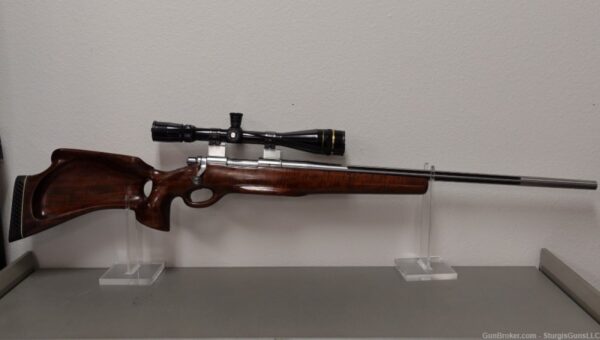 Custom Remington 700 7MM w/Scope Fluted Barrel Calaro Walnut Stock- C6228874- PRE-OWNED