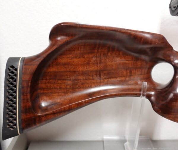 Custom Remington 700 7MM w/Scope Fluted Barrel Calaro Walnut Stock- C6228874- PRE-OWNED